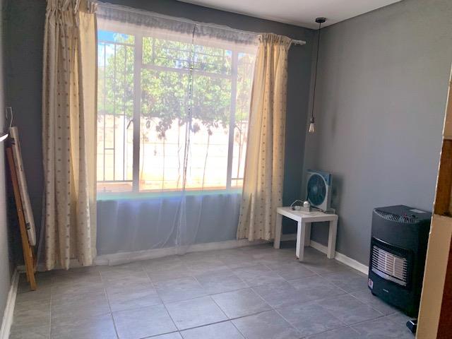 4 Bedroom Property for Sale in Pellissier Free State